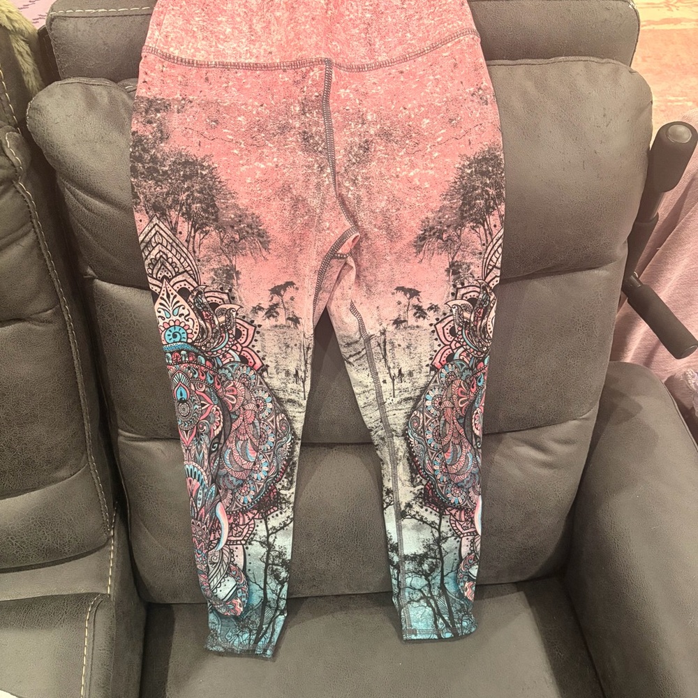 Pink and Gray Patterned Leggings